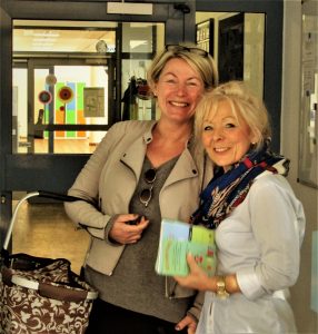Sekretariat Heike Basten (l.) mit Diana Schwinges-Leo, Schulleitung GS